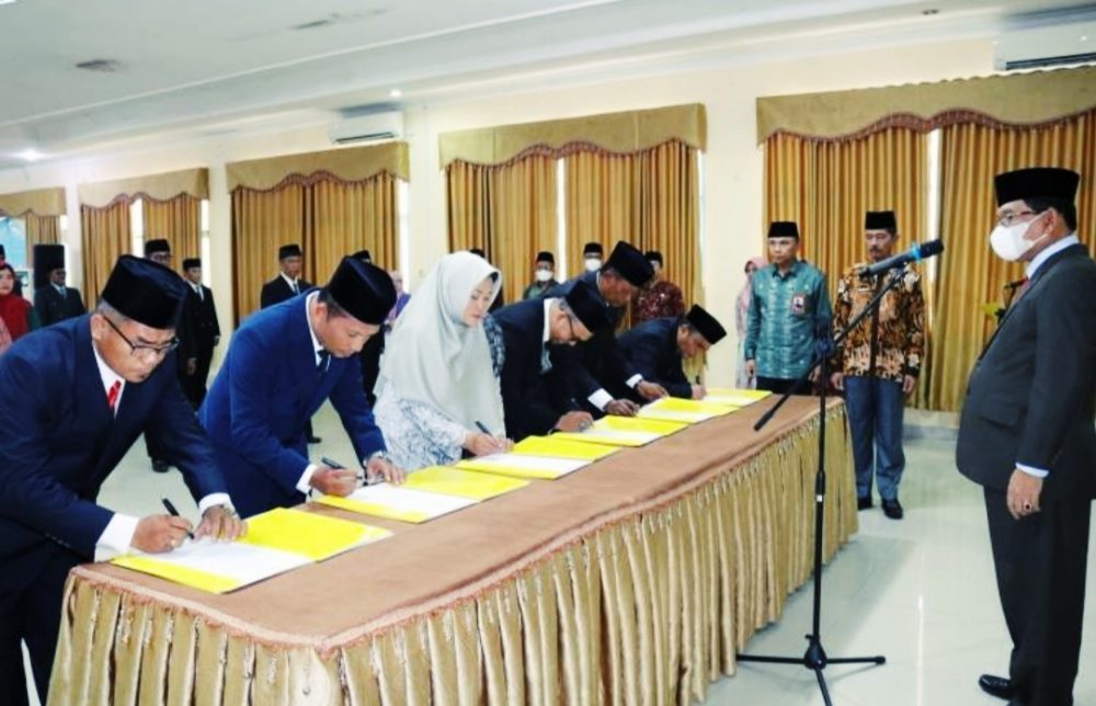 Tujuh Orang Pejabat Kemenag Padang Pariaman Dilantik