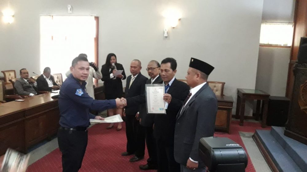 Makin Ditekan Dewan Pers, SKW Berlisensi BNSP Makin Dipercaya Makin Ditekan Dewan Pers, SKW Berlisensi BNSP Makin Dipercaya