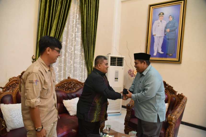 Suhatri Bur Terima Kunjungan CEO Malindo