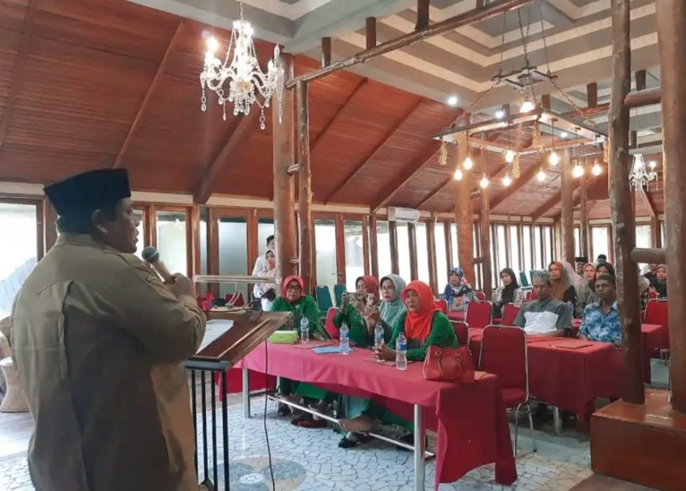 Bupati Padang Pariaman Buka Acara Pembinaan Wawasan Kebangsaan Bupati Padang Pariaman Buka Acara Pembinaan Wawasan Kebangsaan