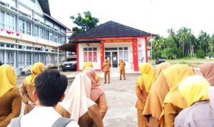 Rahmang Pimpin Apel Pagi Dinkes Padang Pariaman dan Jajaran