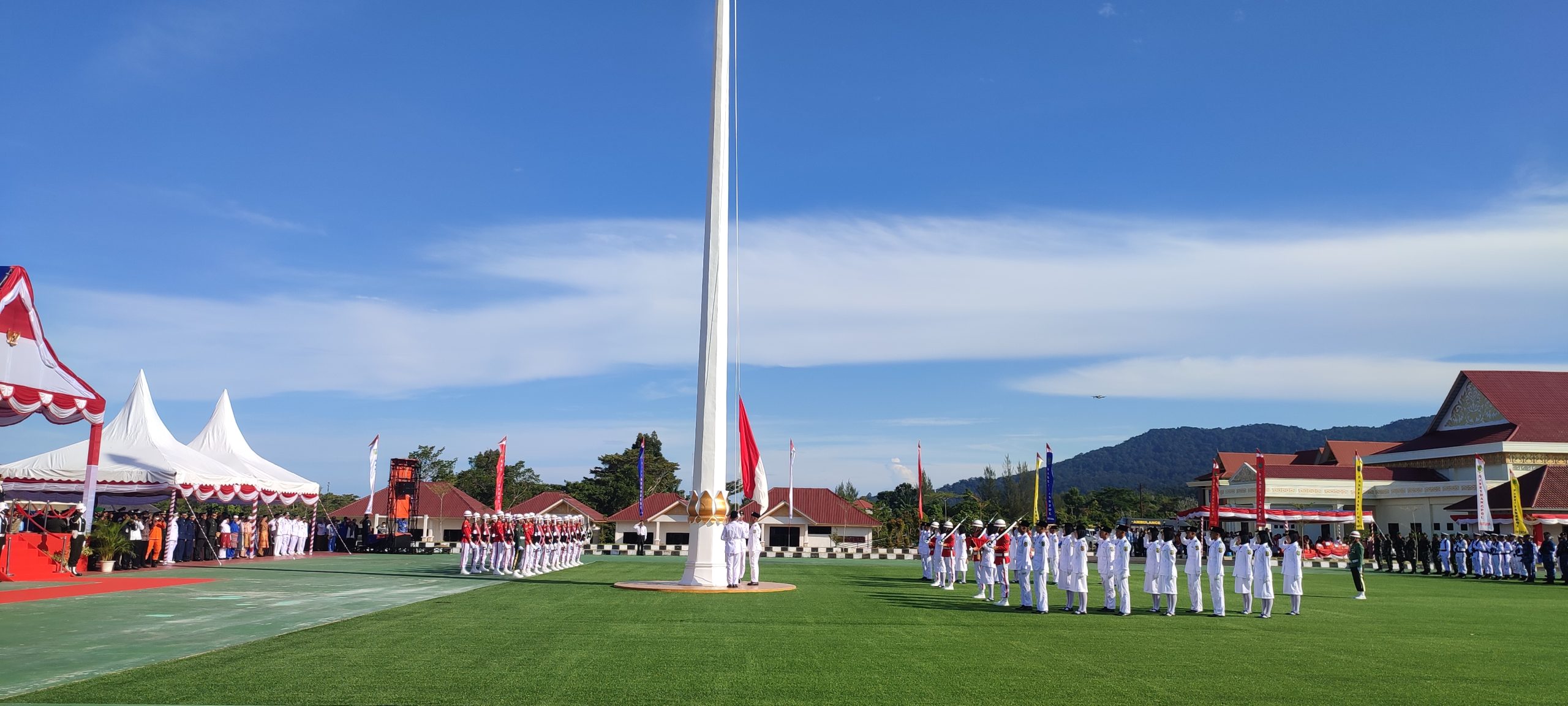 Sederhana dan Penuh Makna, Pemkab Natuna Gelar Upacara Peringatan HUT Kemerdekaan RI Ke-77 Sederhana dan Penuh Makna, Pemkab Natuna Gelar Upacara Peringatan HUT Kemerdekaan RI Ke-77