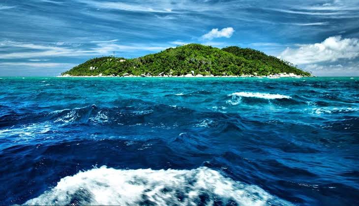 Tolak Pembangunan Proyek Pengaman Pantai Pulau  Semiun dan Pulau Sebetul?