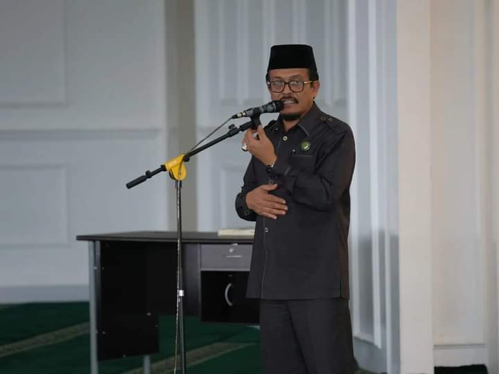 Kakankemenag Bersama Walikota Kembali Salurkan Zakat Kepada 263 Mustahik Kakankemenag Bersama Walikota Kembali Salurkan Zakat Kepada 263 Mustahik