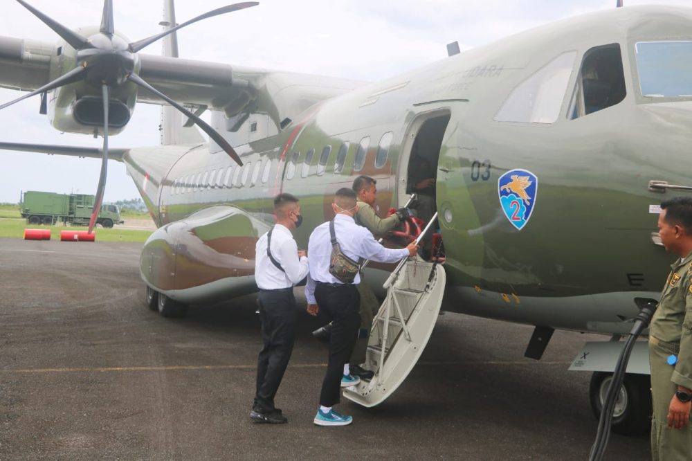 Lulus Seleksi, Dua Casis Tamtama TNI AU Asal Putra Daerah Natuna di Berangkatkan Lulus Seleksi, Dua Casis Tamtama TNI AU Asal Putra Daerah Natuna di Berangkatkan