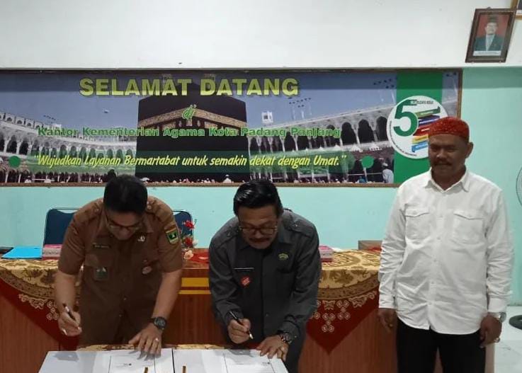 Kemenag Padang Panjang Jalin MoU Bersama Samsat Kemenag Padang Panjang Jalin MoU Bersama Samsat
