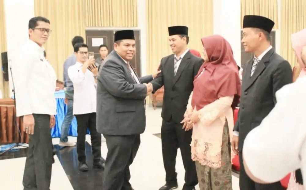 Pejabat Eselon II, III dan IV Padang Pariaman di Lantik Pejabat Eselon II, III dan IV Padang Pariaman di Lantik