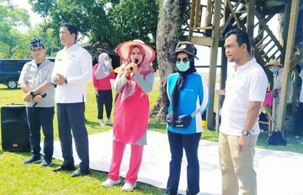 Sekda Kabupaten Padang Pariaman Hadiri Kegiatan Outbond di Green Talao Park Sekda Kabupaten Padang Pariaman Hadiri Kegiatan Outbond di Green Talao Park