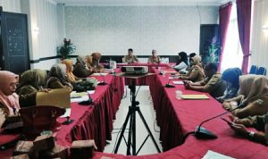 Sekda Lepas Tim Penilai dan Pembina UKS Tingkat Kabupaten Padang Pariaman Sekda Lepas Tim Penilai dan Pembina UKS Tingkat Kabupaten Padang Pariaman