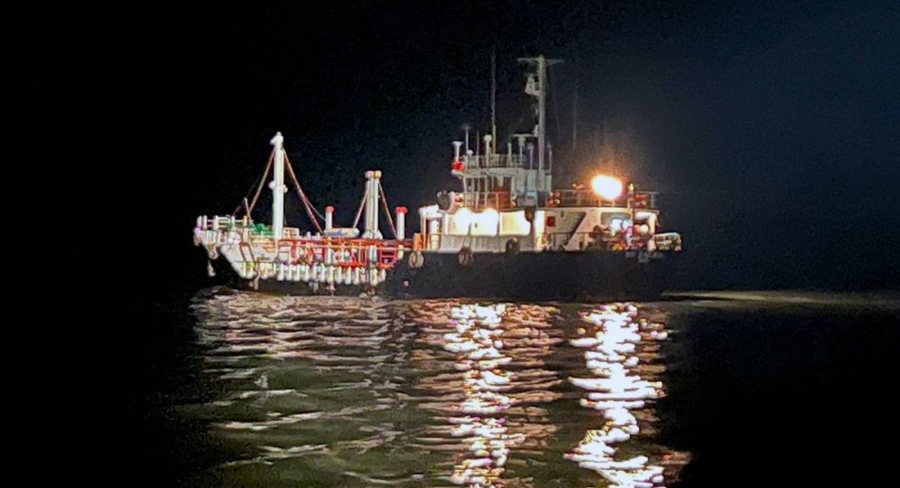 Operasi Patroli Laut Jaring Sriwijaya, Bea Cukai Batam Tangkap Kapal Tanker Bermuatan Minyak Solar Ilegal Operasi Patroli Laut Jaring Sriwijaya, Bea Cukai Batam Tangkap Kapal Tanker Bermuatan Minyak Solar Ilegal