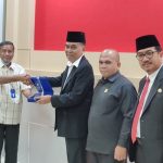Ketua Komisi I DPRD Natuna Turut Hadiri Kegiatan Laporan KKN Tematik Universitas Brawijaya Ketua Komisi I DPRD Natuna Turut Hadiri Kegiatan Laporan KKN Tematik Universitas Brawijaya