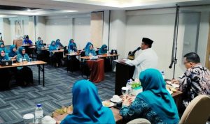 Bupati Padang Pariaman Buka Bimtek Gerakan 10 Program Pokok PKK dan Pelatihan Public Speaking