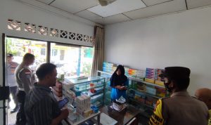 Polsek Midai Gelar Razia Peredaran Sirup Mengandung Etilen Gliko di Sejumlah Apotek Polsek Midai Gelar Razia Peredaran Sirup Mengandung Etilen Gliko di Sejumlah Apotek