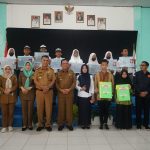 Gubernur Kepri Sambangi SMAN 1 Bunguran Timur, Serahkan E-KTP Bagi Pelajar