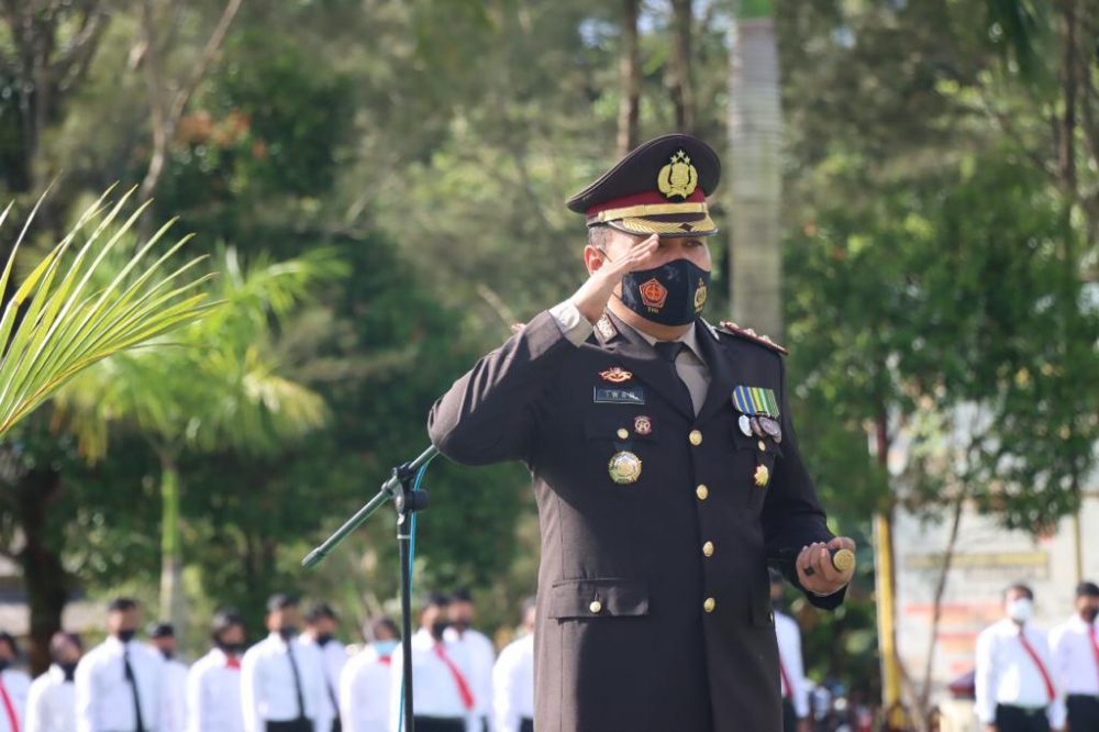 Kapolres Natuna AKBP Iwan Ariyandhy Pimpin Upacara Hari Pahlawan ke-77