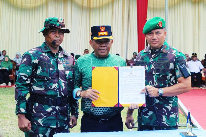 Danrem 032 Wirabraja Tutup TMMD ke-115 di Dua Wilayah Yang Ada di Kabupaten Padang Pariaman