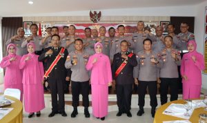 Kapolres Bintan Lepas Personil Yang Purna Bakti Kapolres Bintan Lepas Personil Yang Purna Bakti