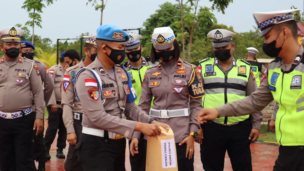 Peduli Korban Gempa Cianjur Polres Bintan Kumpulkan Bantuan Peduli Korban Gempa Cianjur Polres Bintan Kumpulkan Bantuan