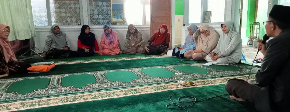 Kajian Forum Annisa DWP Kankemenag Kota Padang Panjang