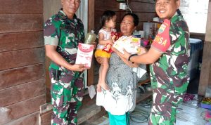 Kunjungi Anak Asuhnya, Danramil 04/Letung Berikan Bantuan Makanan Bergizi