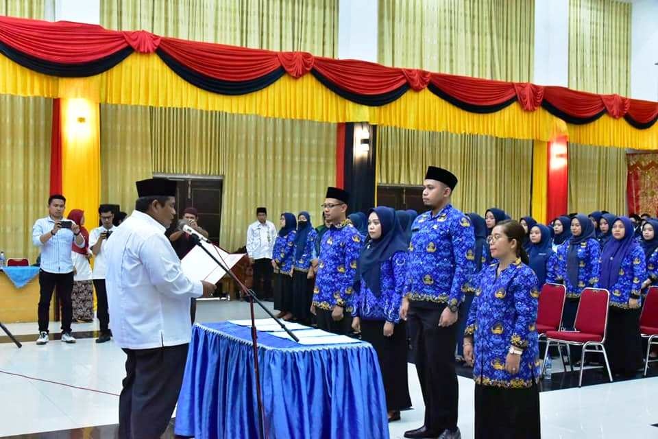 165 Pejabat Fungsional di Lingkungan Pemkab Padang Pariaman di Lantik 165 Pejabat Fungsional di Lingkungan Pemkab Padang Pariaman di Lantik
