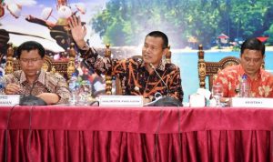 Genius Umar Hadiri Forum Konsultasi Publik Rancangan Awal RPD Kota Pariaman Genius Umar Hadiri Forum Konsultasi Publik Rancangan Awal RPD Kota Pariaman