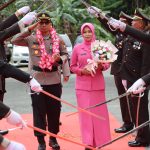 Pedang Pora Sambut Kedatangan Dan Pelepasan Kapolres Natuna