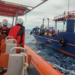 Basarnas Natuna Evakuasi 1 Orang ABK Kapal Pengangkut BBM Diperairan Pulau Tiga