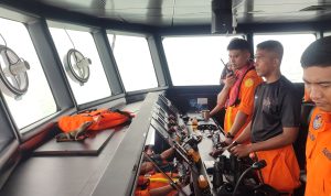 Nelayan Terjatuh Di Laut Natuna, Basarnas Lakukan Pencarian Dengan KN SAR Sasikirana-245 Nelayan Terjatuh Di Laut Natuna, Basarnas Lakukan Pencarian Dengan KN SAR Sasikirana-245
