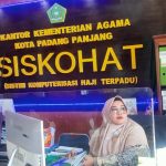 45 JCH Kota Padang Panjang Urus Paspor di Kemenag
