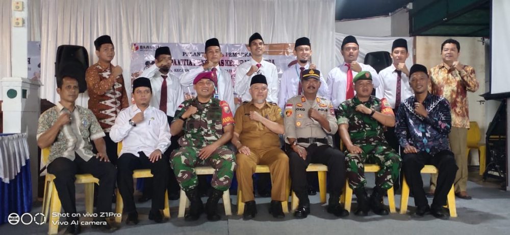Babinsa Serda Syamsul Fahri Hadiri Pelantikan PPKD Se-Kecamatan Serasan Babinsa Serda Syamsul Fahri Hadiri Pelantikan PPKD Se-Kecamatan Serasan