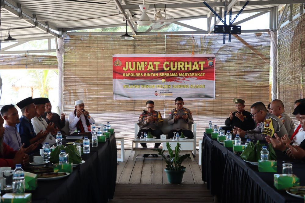 Tingkatkan Harkamtibmas, Kapolres Bintan Laksanakan Jumat Curhat di Wilayah Hukum Polsek Gunung Kijang