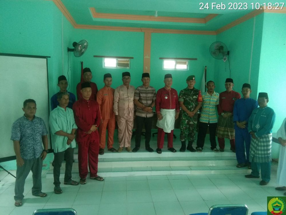 Babinsa Kopda Andri Waluyo Menghadiri Kegiatan Pembubaran Panitia STQ Ke-II Jemaja Barat Babinsa Kopda Andri Waluyo Menghadiri Kegiatan Pembubaran Panitia STQ Ke-II Jemaja Barat