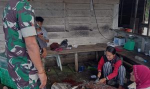 Komsos Dengan Warga, Ini Yang Disampaikan Babinsa Kopda Anton