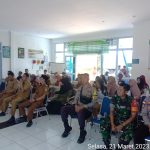 Babinsa Kopda Suwarno Hadiri Kegiatan Lokmin Puskesmas Pulau Tiga Barat