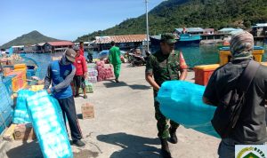 Jalin Komsos, Babinsa Serda Syamsul Himbau Para Buruh Jaga Kesehatan Pada Bulan Suci Ramadhan Jalin Komsos, Babinsa Serda Syamsul Himbau Para Buruh Jaga Kesehatan Pada Bulan Suci Ramadhan
