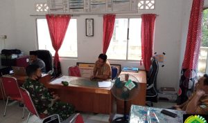 Babinsa Serka Edi Sucipto Terus Jalin Silaturrahmi dan Koordinasi Bersama Staf Desa