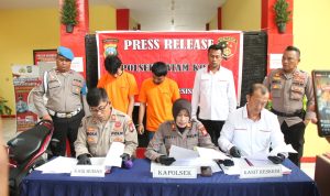 Kapolsek Batam Kota Gelar Konferensi Pers Ungkap Pelaku Begal Penjual Tahu