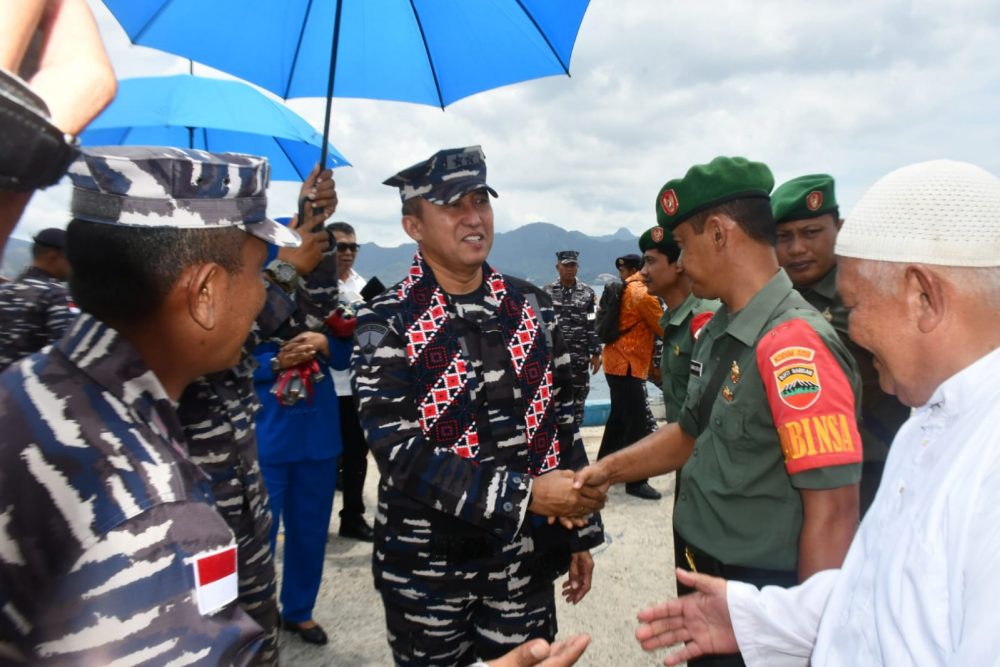 Babinsa Se-Kecamatan Pulau Tiga Hadiri Kunjungan Aspotmar Kasal di Pos AL Sabang Mawang
