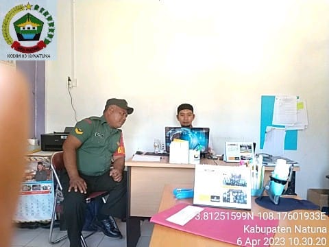 Tingkatkan Sinergitas, Babinsa Sertu Syaifullah Jalin Komsos Dengan Perangkat Desa Tingkatkan Sinergitas, Babinsa Sertu Syaifullah Jalin Komsos Dengan Perangkat Desa
