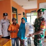 Babinsa Sertu Syahruddin Lakukan Pendampingan Terhadap Penyaluran Beras Bagi Warga Miskin Babinsa Sertu Syahruddin Lakukan Pendampingan Terhadap Penyaluran Beras Bagi Warga Miskin