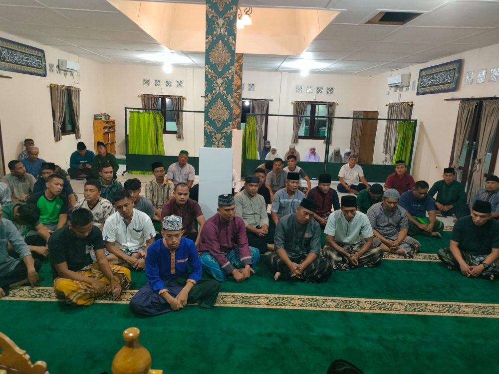 Minta Keselamatan Bagi Satgas Yang Bertugas Di Papua, Personil Koramil 03/Sedanau Lakukan Do’a Bersama Minta Keselamatan Bagi Satgas Yang Bertugas Di Papua, Personil Koramil 03/Sedanau Lakukan Do’a Bersama