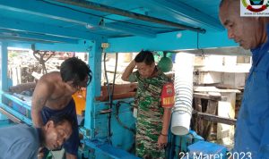 Jalin Komsos, Kopda Warno Himbau Nelayan Perhatikan Faktor Cuaca Saat Melaut Jalin Komsos, Kopda Warno Himbau Nelayan Perhatikan Faktor Cuaca Saat Melaut