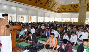 Pemkab Padang Pariaman Laksanakan Shalat Hari Raya Idul Fitri 1444 H di Masjid Raya IKK