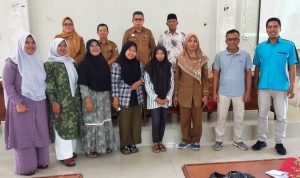 Kepala DPMPTP Sosialisasikan Produk Kuliner IKM Pinyaram