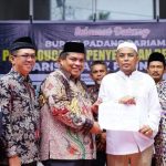 Apresiasi Bupati Padang Pariaman Kepada Indah Cargo Yang Telah Menyalurkan Bantuan 260 Ton Beras Apresiasi Bupati Padang Pariaman Kepada Indah Cargo Yang Telah Menyalurkan Bantuan 260 Ton Beras