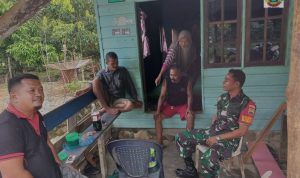 Masih Suasana Lebaran, Babinsa Koptu Anton Anjangsana Ke Rumah Warga Binaan Desa Air Mali Masih Suasana Lebaran, Babinsa Koptu Anton Anjangsana Ke Rumah Warga Binaan Desa Air Mali