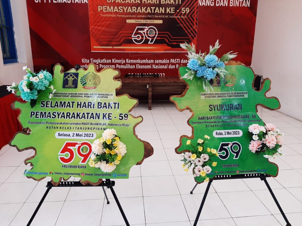 Manfaatkan Pohon Tua, WBP Rutan Tanjungpinang Olah Jadi Papan Bunga
