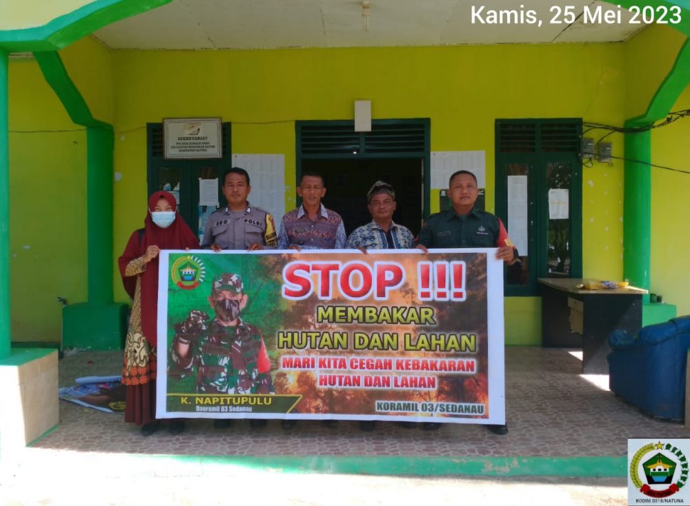 Wujud Kemanunggalan, Babinsa Koptu Pamuji Bersama Bhabinkamtibmas Komsos Dengan Kades Sedarat Baru Wujud Kemanunggalan, Babinsa Koptu Pamuji Bersama Bhabinkamtibmas Komsos Dengan Kades Sedarat Baru