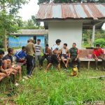 Komsos Dengan Para Pemuda Desa Binjai, Babinsa Fredy Himbau Jaga Situasi Kamtibmas